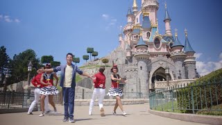 شاهدوا فيديو كليب حمزة لبيض في أغنيته الجديدة التي صوّرها في Disneyland® Paris مع عائلته [upl. by Fontes563]