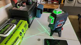 Bosch GLL3330CG Awesome laser [upl. by Notlih]