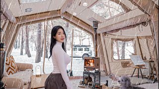 CAMPING IN A SNOWY FIELD WITH A 4ROOM INFLATABLE TENTㅣCOZY ASMRㅣRELAXING CAMP [upl. by Ientruoc325]