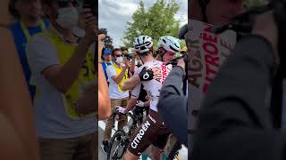 Tour de France 2023  Ben OConnor félicite Matej Mohoric [upl. by Witcher]