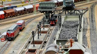 Mega Zugverkehr auf unglaublicher H0 Modelleisenbahn Anlage  EMK Kaiserslautern Modellbahn Spur H0 [upl. by Swamy]