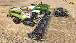 Weizenernte 2022 Getreideernte Mähdrescher CLAAS Lexion Traktor Fendt Lohnunternehmen Landwirtschaft [upl. by Reinaldos394]