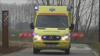 Drietoon Ziekenwagen VZM Eeklo met zwaailicht en sirene 755 [upl. by Donnie]