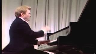 Emil Gilels  Schumann  Symphonic Etudes Op 13 [upl. by Yrocej]