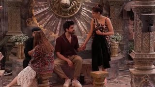 Avinash Mishra ne roka eisha Singh ko jane se Avinash eisha Cute Love 💕bigboss18live [upl. by Andaira]