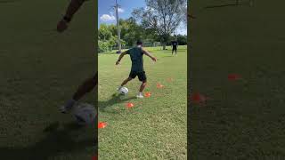 Center midfielder training soccer futbol nike [upl. by Sansone]