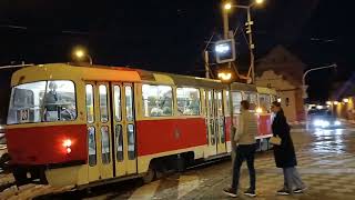 odjezd tramvaje T3SUCS ze zastávky Malostranská s pozdravem [upl. by Nwahsuq]