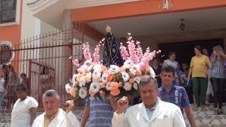 Dia de Nossa Senhora Aparecida reÃºne milhares de fiÃ©is em Santa Cruz das PalmeirasSP 12102013 [upl. by Minny]