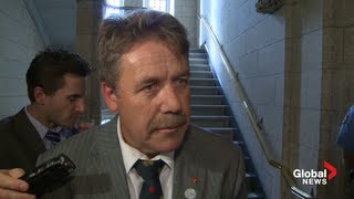 Peter Stoffer calls Rob Anders a dickhead for Layton death comments RAW VIDEO [upl. by Inavoig342]