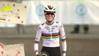 Vlaamse Duinencross van Empel domineert in Koksijde  Highlights women 2024 Soudal Ladies Trophy [upl. by Waldack]