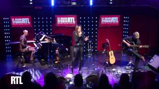 Carla Bruni  Jarrive à toi en live dans le Grand Studio RTL  RTL  RTL [upl. by Haddad]