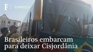 Brasileiros embarcam em Jericó para deixar a Cisjordânia [upl. by Dnyletak507]