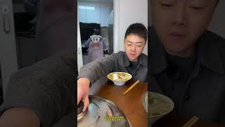 等着你乖乖上钩！ 搞笑吃播 food 吃播 mukbang 吃货 funny 吃貨 eat 吃 吃飯 [upl. by Atiner]