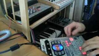 Roland SP404 Sampler Tutorial Midi amp Sync with Drum Machine amp Synth [upl. by Maguire]