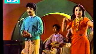 quotMya Nan Darquot Song by Win Oo and Aye Aye Myint on Myanmar TV [upl. by Aivatahs]