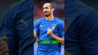 Chiellini confiesa que es feo y se casó solo por ser futbolista [upl. by Anelyak]