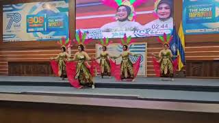 EKSPRESI Line dance koreo Fonna Erni J ShirlyPenny Tan Demo by DWP Pusat UNAIR [upl. by Yuk]