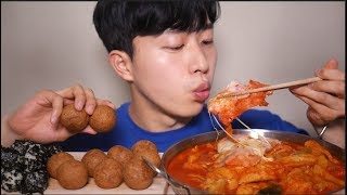 엽기떡볶이 BHC치즈볼입니다 리얼사운드 먹방ㆍASMR Tteokbokki Cheese ball Eating Sounds [upl. by Arley444]