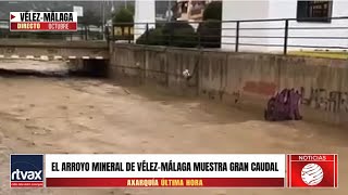 Cauce del arroyo Mineral de VélezMálaga donde se observa la fuerza del mismo [upl. by Merci]