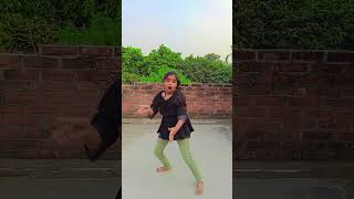 Lamba lamba Ghunghat karna padega 🤗🤗New song🔥💯trending dance song shorts viral [upl. by Halli442]