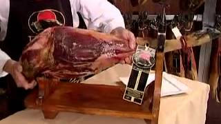 How to cut a spanish iberian ham quotPata Negraquot [upl. by Morentz]