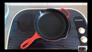 Le Creuset 23cm Enamel Cast Iron Skillet Fry Pan Review  Part 1 First Look [upl. by Akanke]