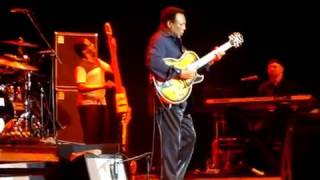 The Legendary George Benson  quotTequilaquot LIVE [upl. by Christensen]