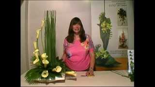 Contemporary Flower Arranging Lesson  Hedging [upl. by Antoni]