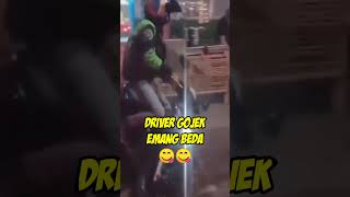 Driver gojek emang beda ojol gojek shorts [upl. by Anilad]