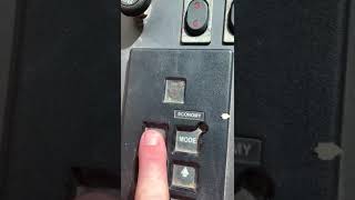 1998 Monaco Windsor Class A Motorhome  No throttle response [upl. by Verney826]