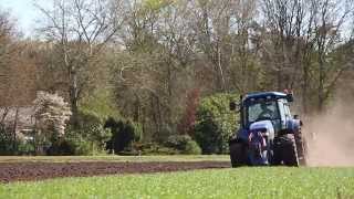 New Holland TM120 [upl. by Darwen]