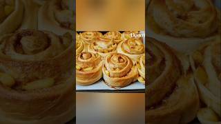 Булочки Синнабон с яблоками и корицей Яблочные синнабоны Cinnamon Rolls with apples синнабон [upl. by Rhpotsirhc]