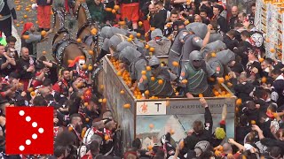 Ivrea Carnevale 2019 la battaglia delle arance [upl. by Greyso]