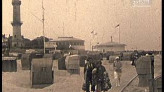 Karl Hoeffkes  Sommerurlaub Warnemünde 1931 M1078 [upl. by Delfeena771]