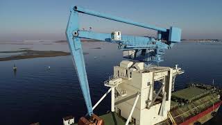 Nonselfpropelled float quotROMANO Pquot with balanced Sobemai crane with a capacity of 45 Ton at 30 m [upl. by Ecikram]