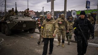 El expresidente ucraniano Petró Poroshenko defiende limpiar a Rusia de putinismo [upl. by Jankell]