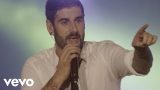 Melendi  Como Una Vela En Directo [upl. by Eissej]