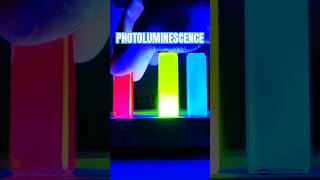 Photoluminescence color chemistry chlorophyll science experiment scienceexperiment phenolic [upl. by Ralyat]