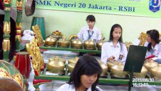 latihan karawitan smkn 20 jakarta lagu jawa [upl. by Nickelsen988]