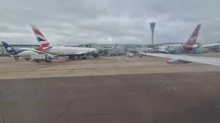 Landing at London Heathrow Airport 22 August 2024 [upl. by Zampardi]