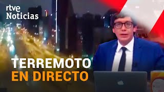 PERÚ Fuerte TERREMOTO retransmitido EN DIRECTO en LIMA sin víctimas mortales  RTVE Noticias [upl. by Yrnehnhoj501]