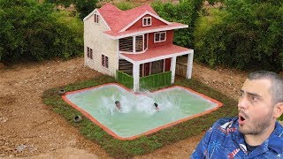 ELES CONSTRUÍRAM UMA CASA DE VERDADE COM PISCINA NO MEIO DA SELVA [upl. by Peltier711]