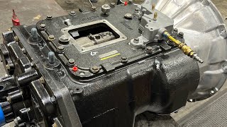 How to build a FRO16210C Eaton Fuller ten speed transmission assembled in great detail Step By Step [upl. by Ulrick]