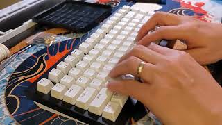 Keychron Q1 V2 Stock Sound Test Gateron Phantom Brown Switches [upl. by Chesnut]