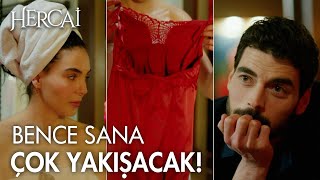 Miran Reyyana hediye olarak gecelik alınca  Hercai 32 Bölüm [upl. by Dame]