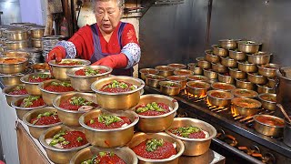 Amazing Braised Cutlassfish by 83yearold Grandma Hairtail Fish Stew Restaurant  Korean food [upl. by Sanson]