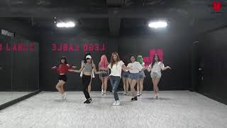 Mirrored amp Slow Motion MOMOLAND 모모랜드  quotBAAMquot Dance Practice [upl. by Rieth]