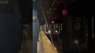 R160 F Express Arriving Delancey Street train nycsubway manhattan [upl. by Aicetal441]