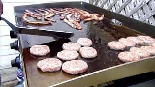 ULTIMATE BREAKFAST ON THE BLACKSTONE GRIDDLE [upl. by Lemyt]