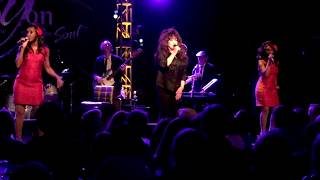 Ronnie Spector amp The Ronettes  Dont Worry Baby LIVE [upl. by Bush]